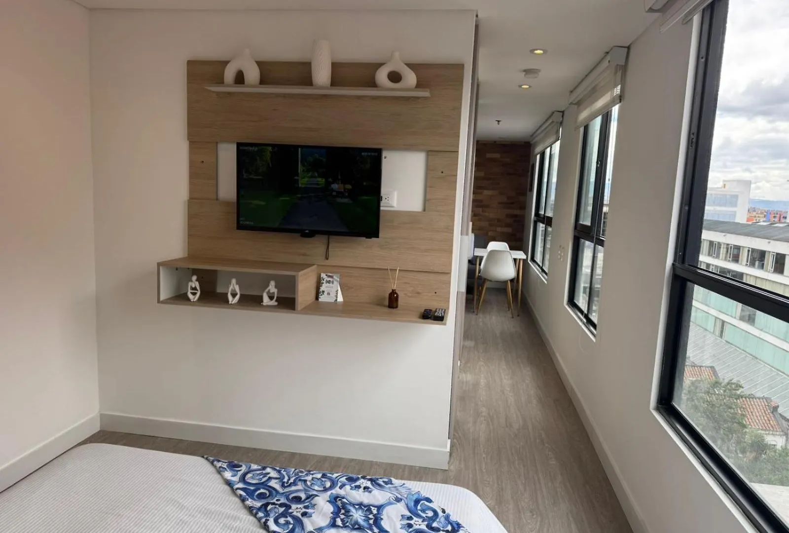 Iluminacion Vista Comodidad Wifi Y Seguridad Bogotá Apartamento
